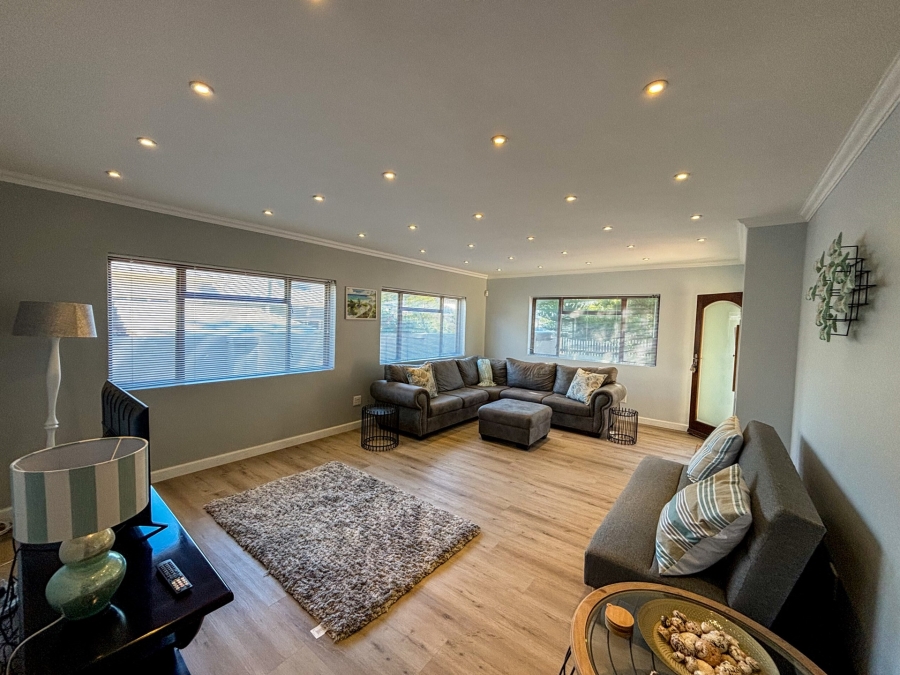 3 Bedroom Property for Sale in Agulhas Western Cape